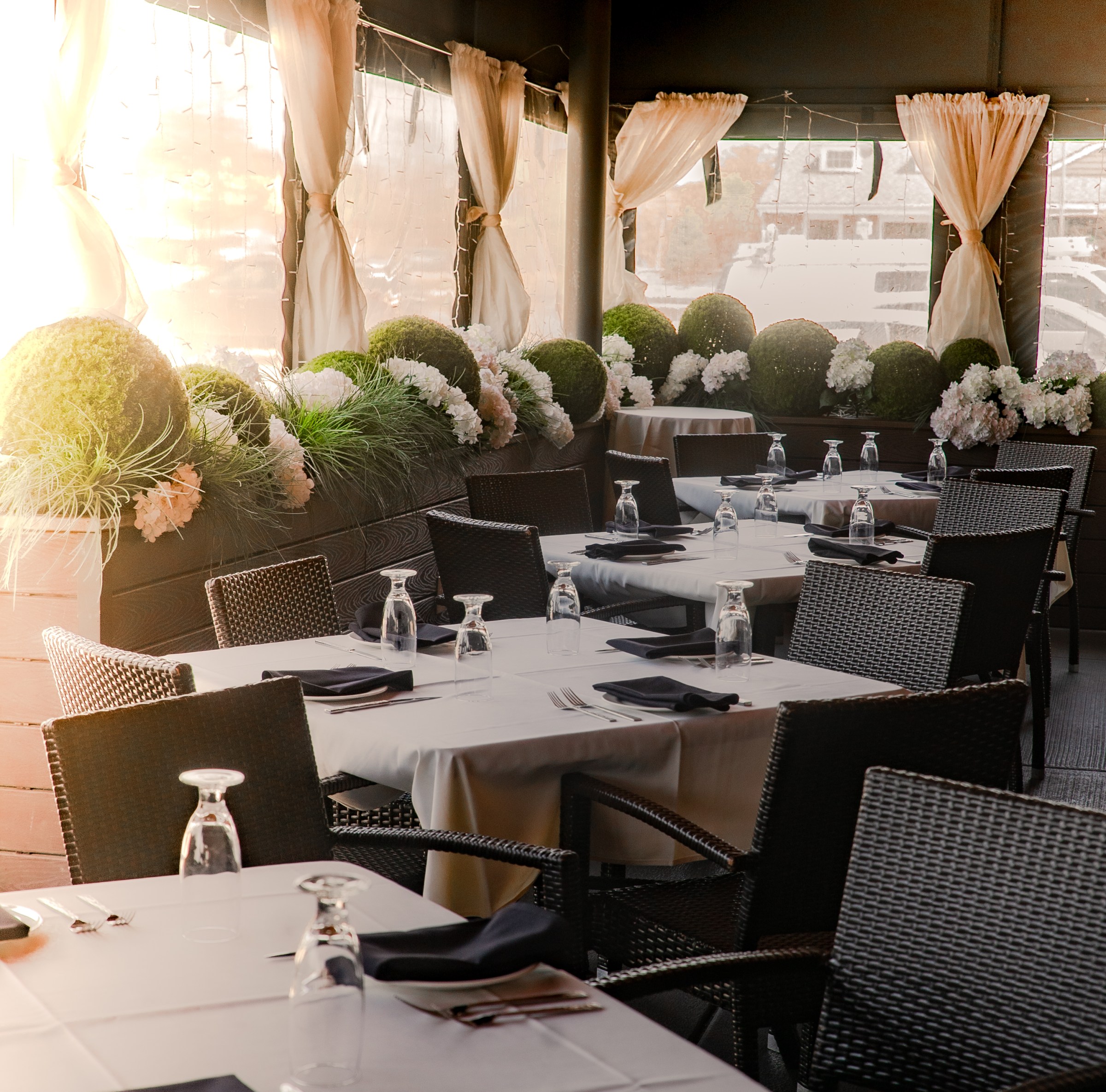 10 Cozy Metro Detroit Patios for All Seasons