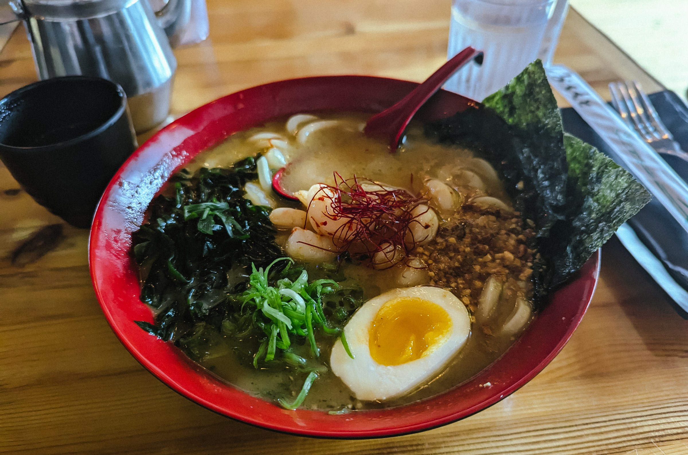 A bowl of udon noodles.